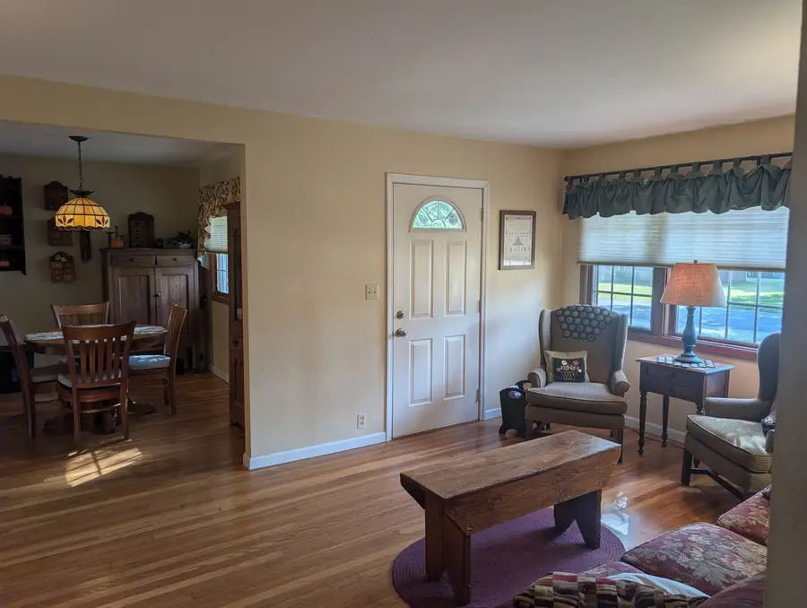 106 N Turner Drive, Mahomet, IL 61853 - #3