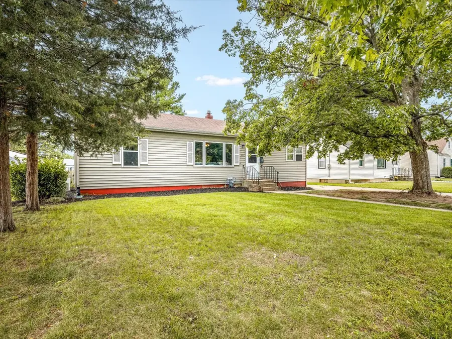 1007 E Hosmer Street, Loves Park, IL 61111 - #2