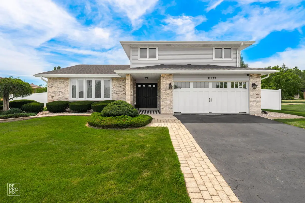 11939 S Pinecreek Drive, Orland Park, IL 60467 - #1