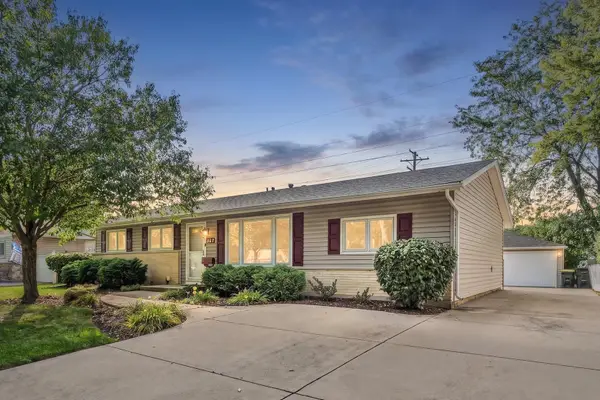 224 Redwood Avenue, Elk Grove Village, IL 60007