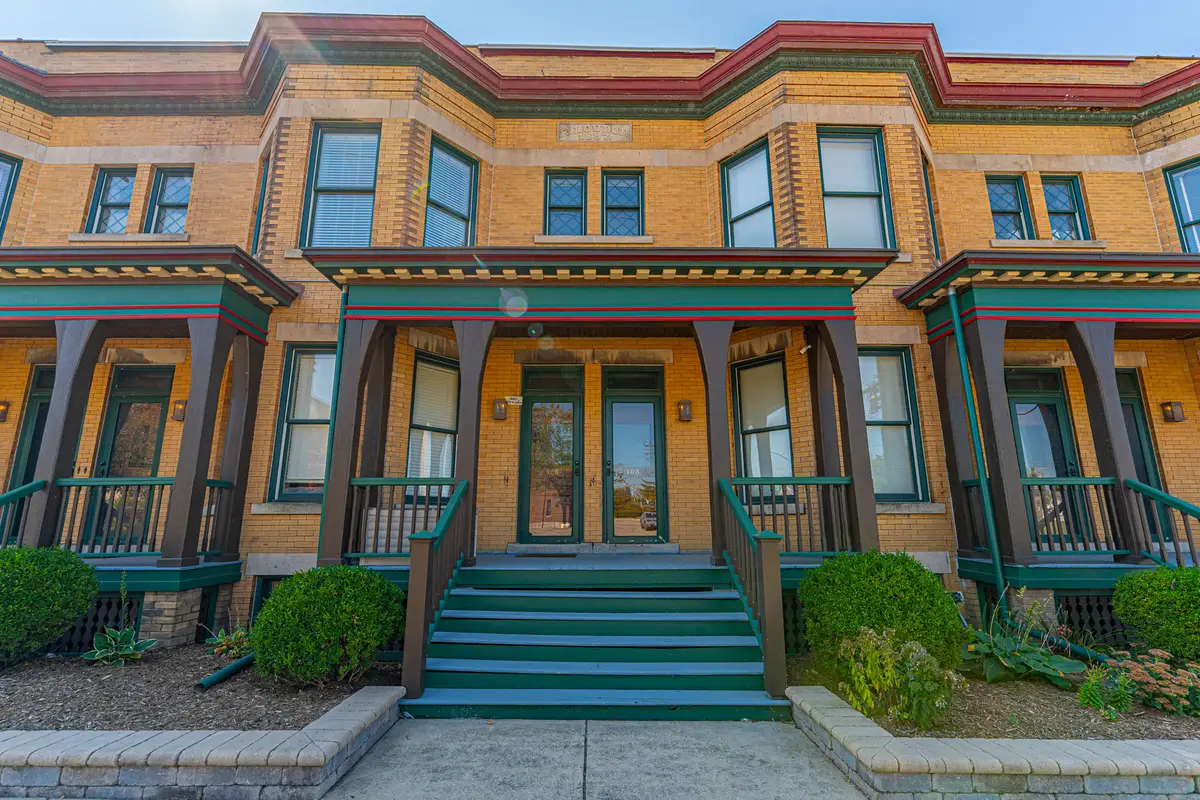 108 W Locust Street, Bloomington, IL 61701 - #1
