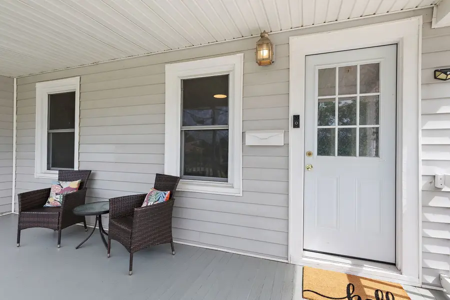 724 5th Avenue, Belvidere, IL 61008 - #3