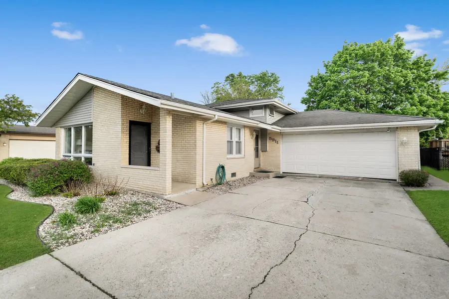 5911 W 125th Place, Alsip, IL 60803 - #2