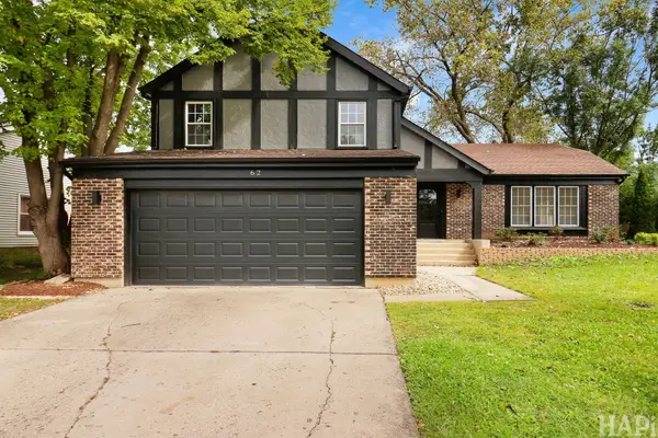 62 E Fox Hill Drive, Buffalo Grove, IL 60089