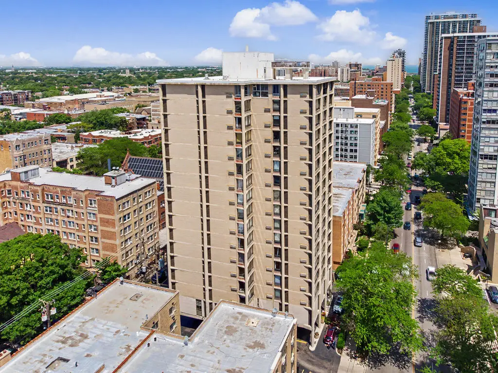 5740 N Sheridan Road #17C, Chicago, IL 60660 - #1