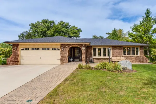 11230 Joyce Lane, Willow Springs, IL 60480