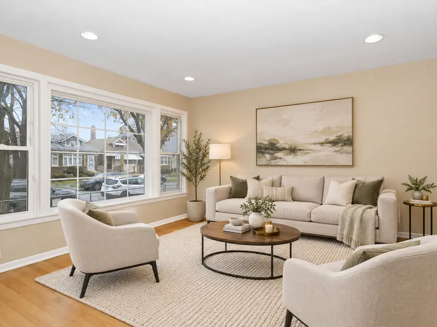 155 W 81st Street, Chicago, IL 60620 - #2