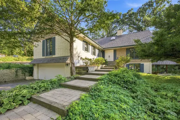 36 Marryat Road, Trout Valley, IL 60013