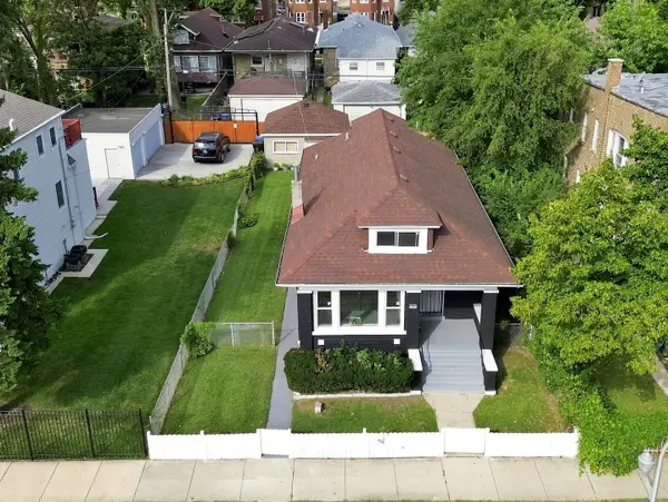 7948 S Colfax Avenue, Chicago, IL 60617