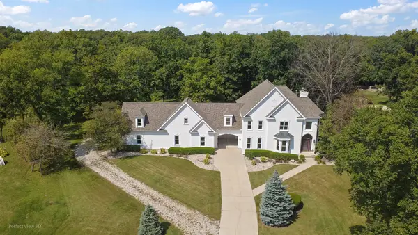2027 Oak Forest Drive, Morris, IL 60450