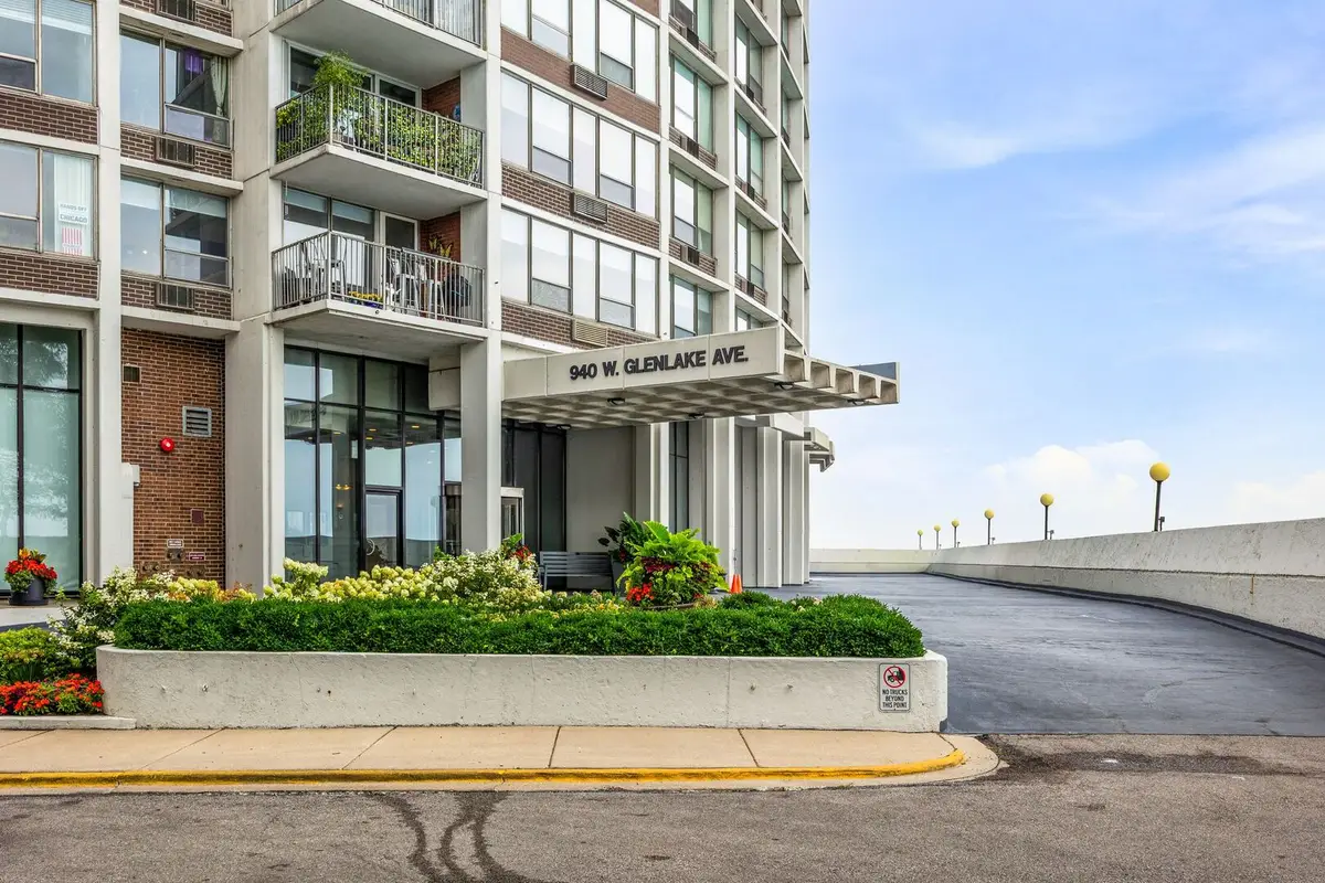 940 W Glenlake Avenue #34D, Chicago, IL 60660 - #1