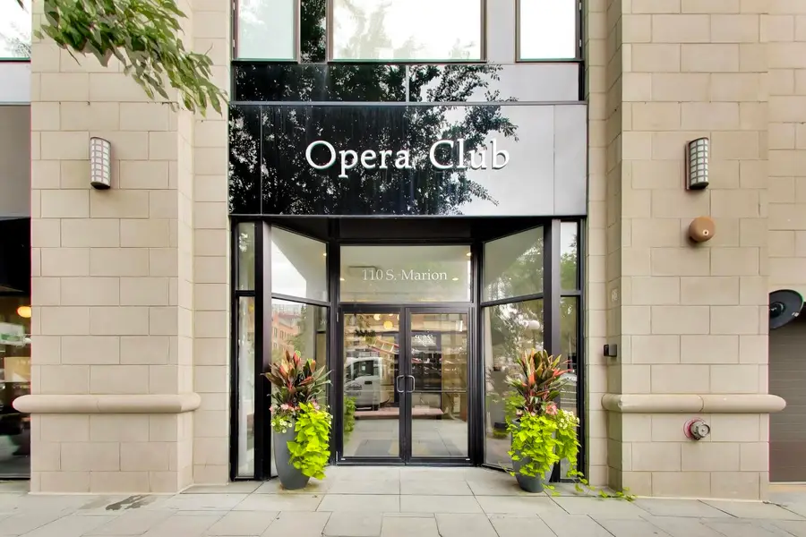 110 S Marion Street #201, Oak Park, IL 60302 - #2