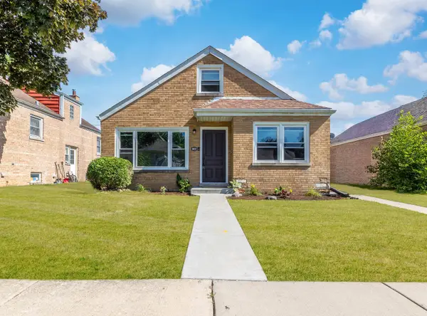 8022 42nd Street, Lyons, IL 60534