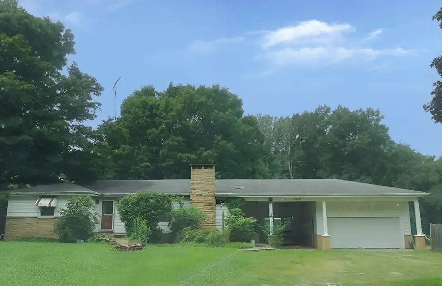 6272 Old Dam Road, Georgetown, IL 61846 - #2