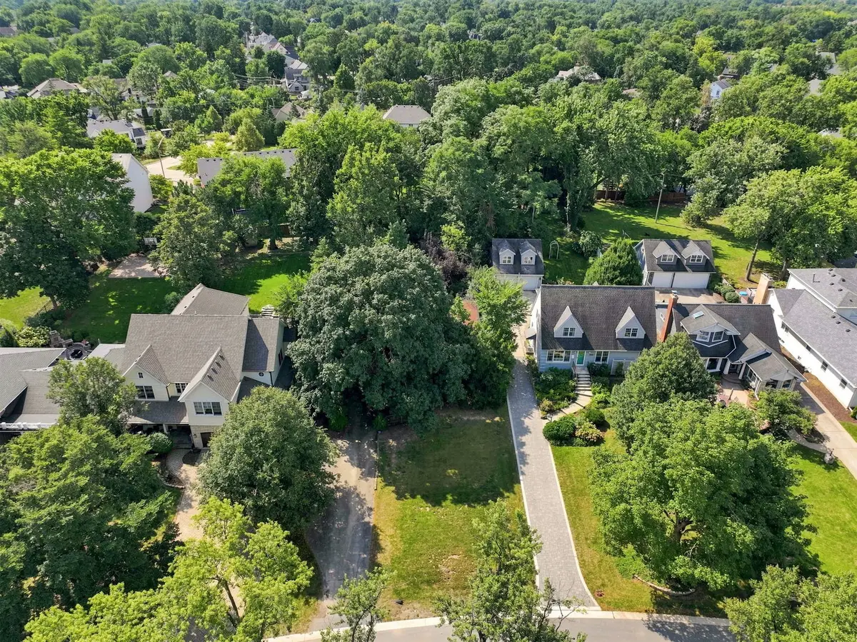 115 Ann Street, Clarendon Hills, IL 60514 - #1