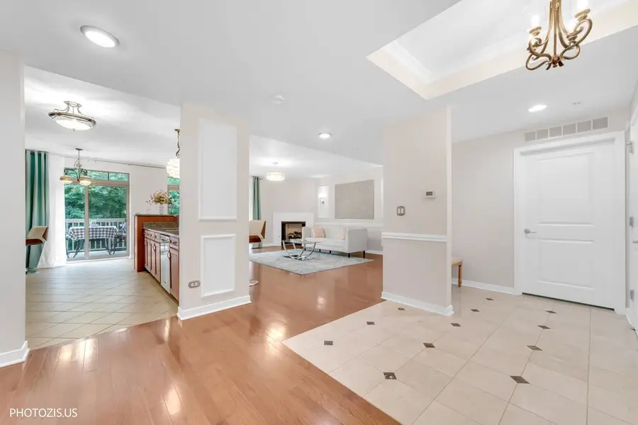 425 Benjamin Drive #302, Vernon Hills, IL 60061 - #2