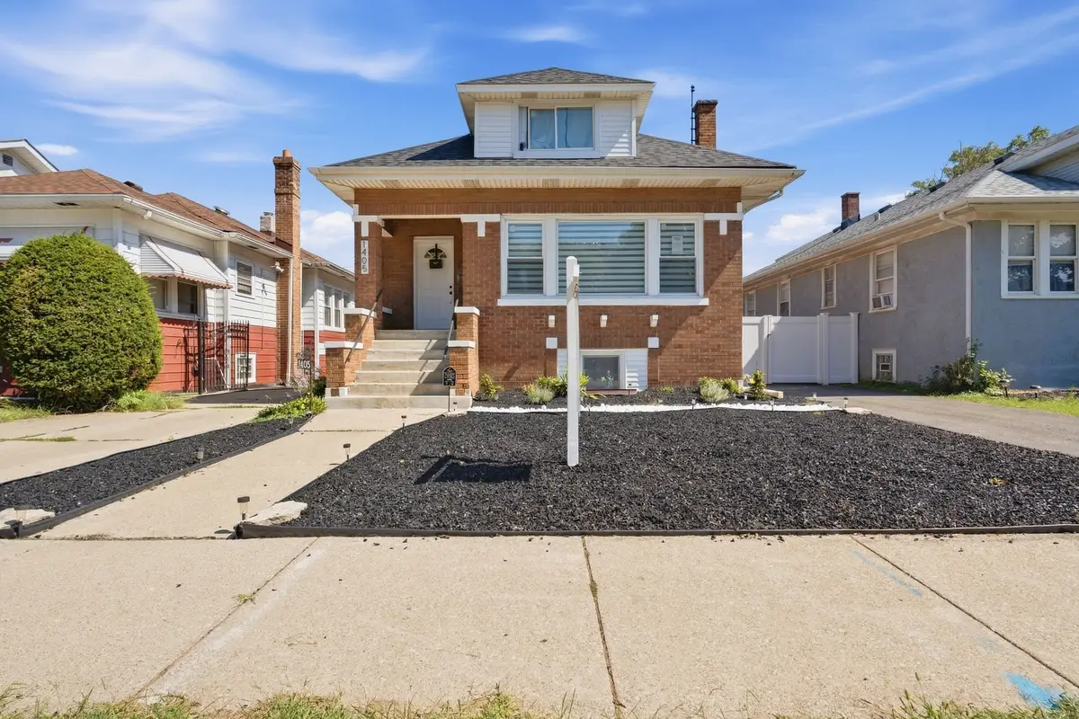 1405 S 17th Avenue, Maywood, IL 60153 - #1
