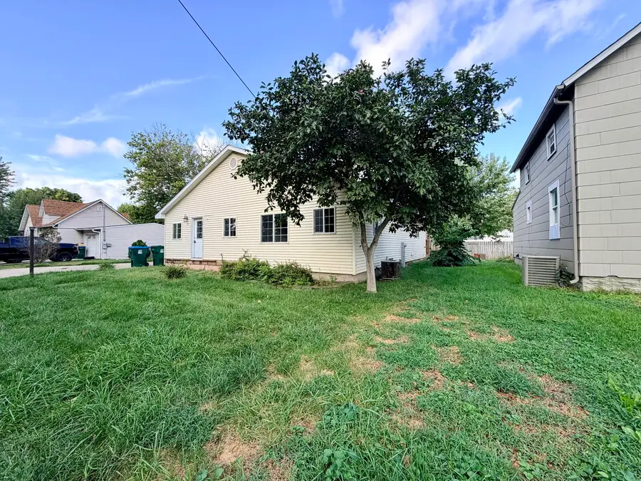 509 9th Avenue, Rock Falls, IL 61071 - #3