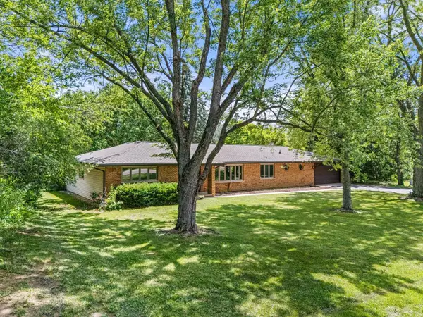 36W186 River Grange Road, St. Charles, IL 60175