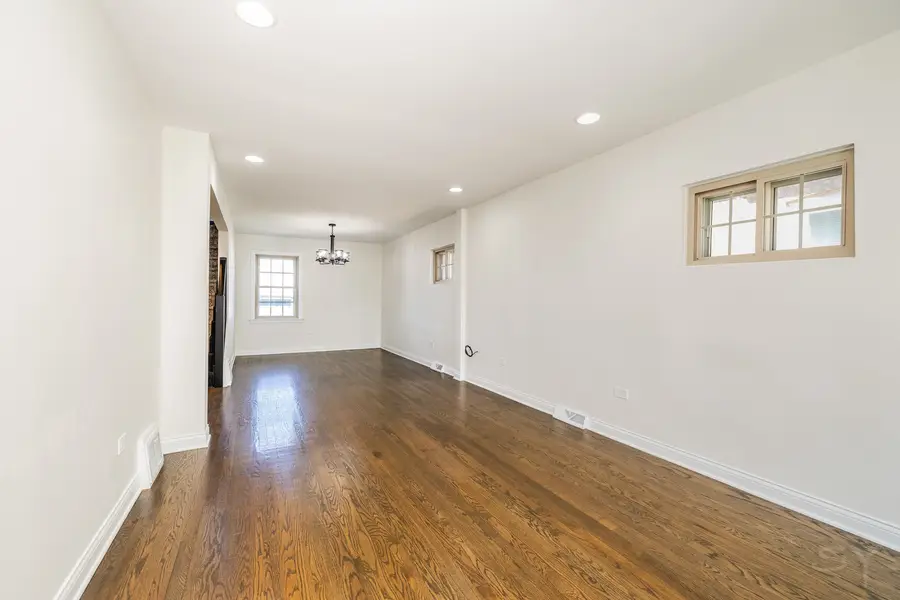 5548 S Kilbourn Avenue, Chicago, IL 60629 - #3