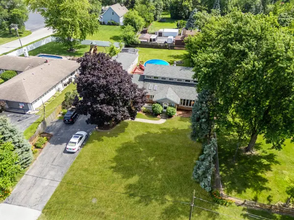 5821 W 127th Street, Palos Heights, IL 60463