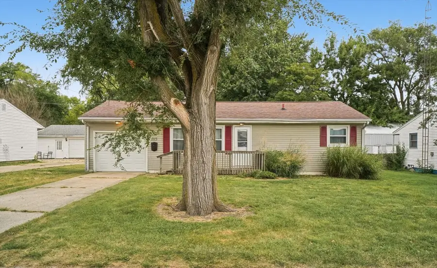 1115 Eastview Drive, Paxton, IL 60957 - #3