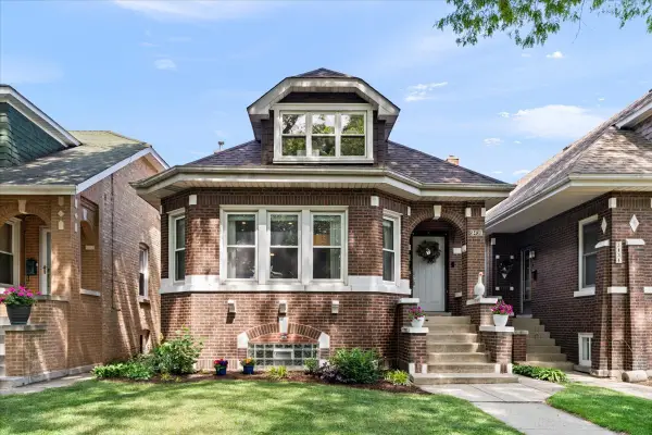 5430 N Lieb Avenue, Chicago, IL 60630