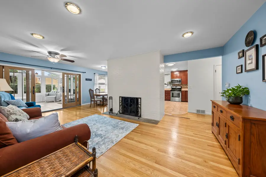 419 S Phelps Avenue, Arlington Heights, IL 60004 - #2