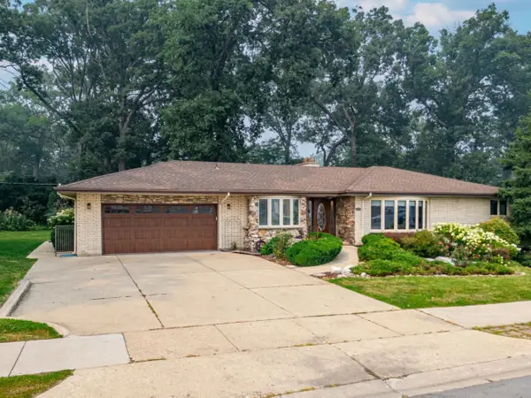 304 E Irving Park Road, Roselle, IL 60172