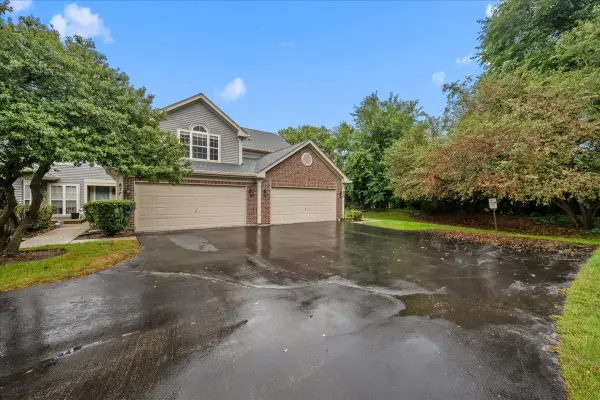 877 Wembley Court, Elgin, IL 60120