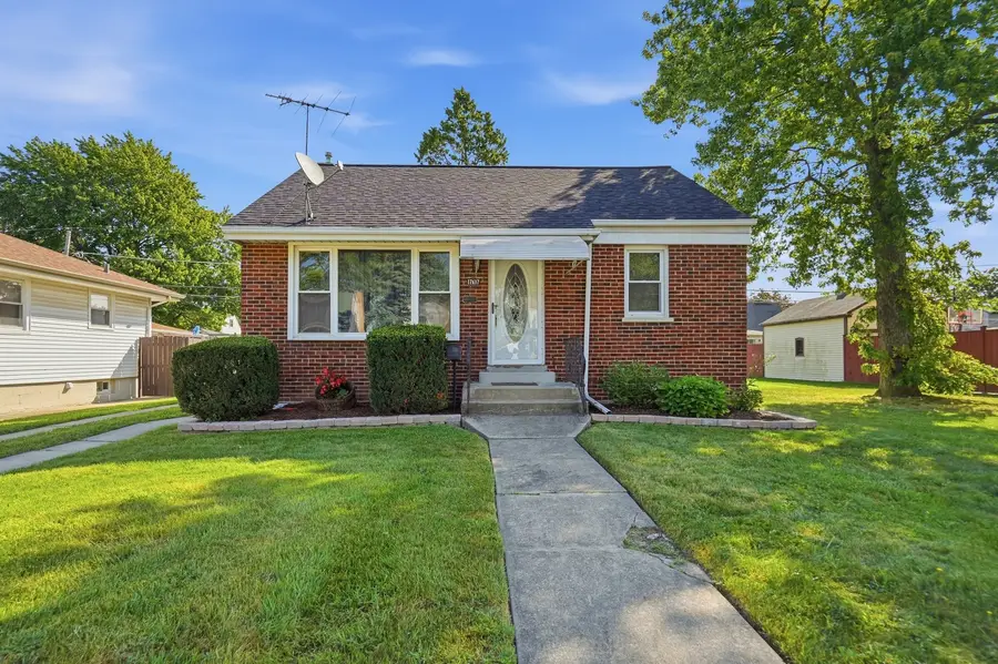 17617 Burnham Avenue, Lansing, IL 60438 - #2