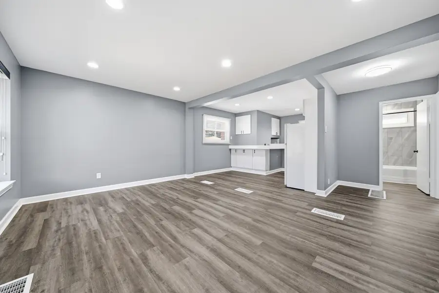 17617 Burnham Avenue, Lansing, IL 60438 - #3