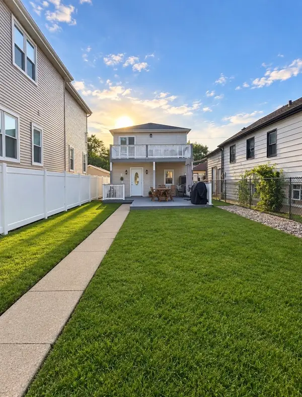3344 N Ozanam Avenue, Chicago, IL 60634