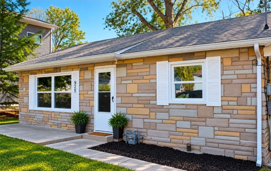 925 Airport Road, Mount Vernon, IL 62864 - #2