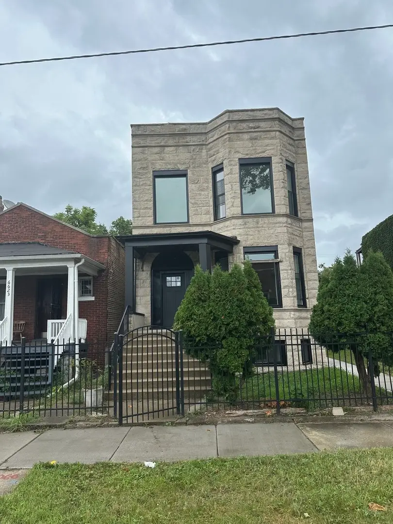 6627 S Maryland Avenue, Chicago, IL 60637 - #1