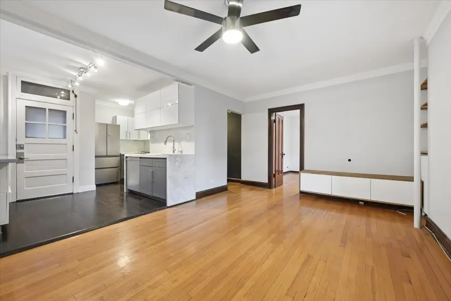 2013 W Farragut Avenue #1, Chicago, IL 60625 - #3