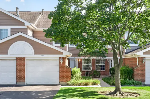 755 W Happfield Drive, Arlington Heights, IL 60004