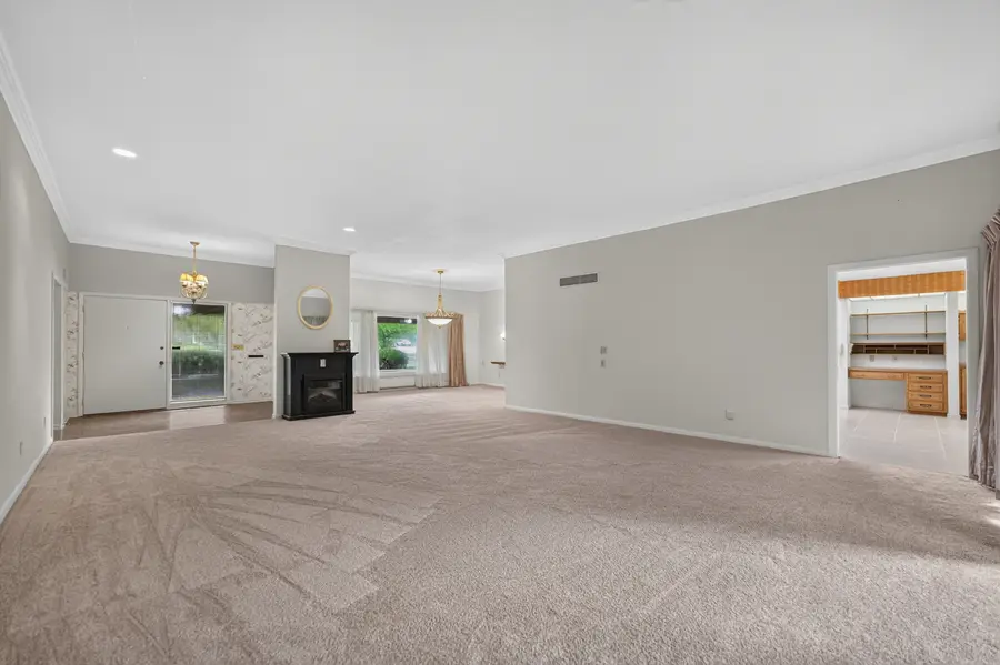 100 Forsythe Lane, Dekalb, IL 60115 - #3