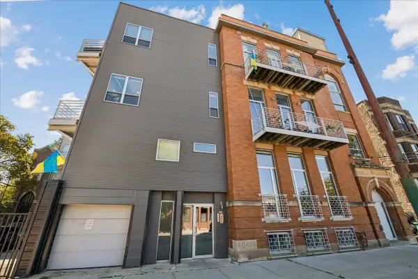 2411 W Walton Street #1C, Chicago, IL 60622