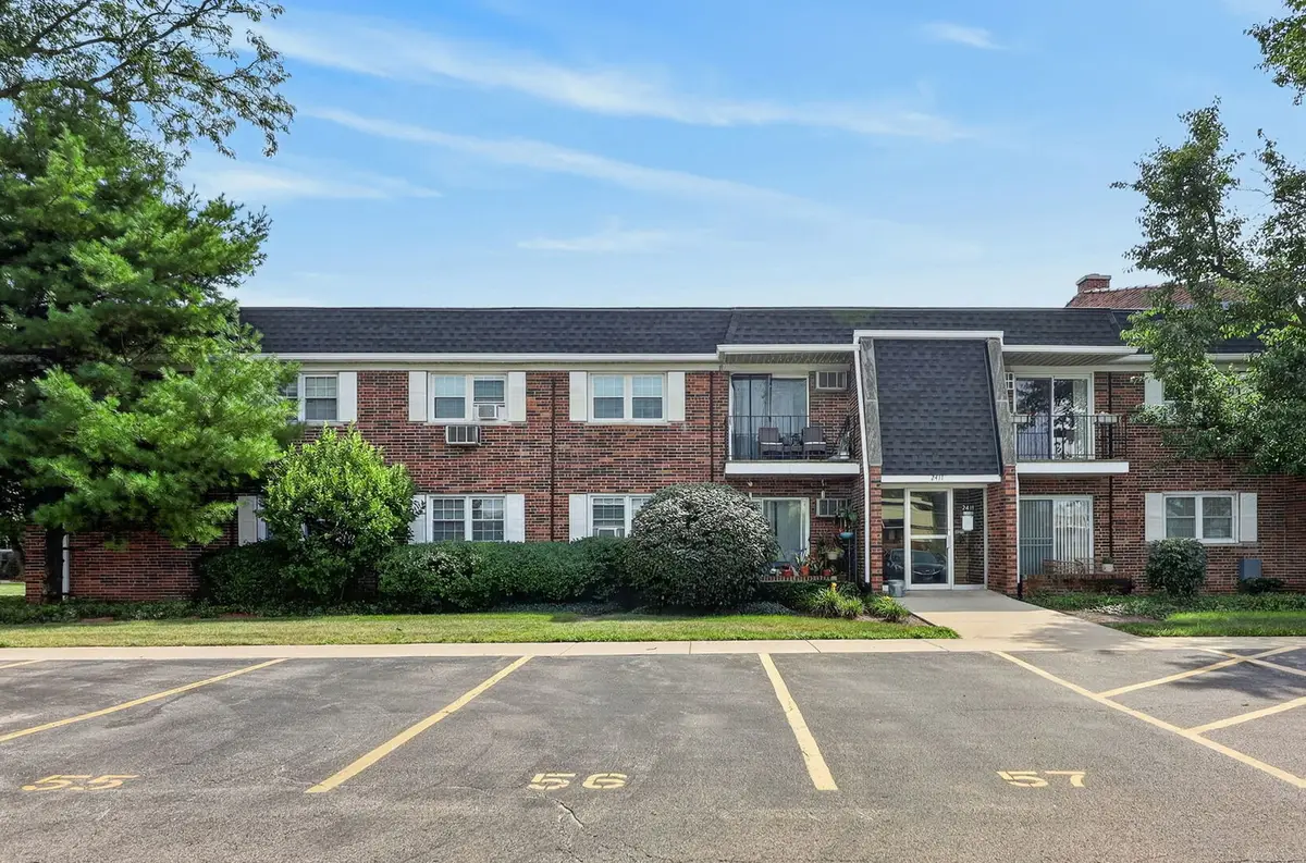 2411 Ogden Avenue #11, Downers Grove, IL 60515 - #1