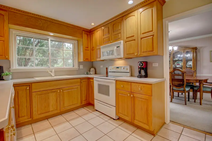 853 Dorset Drive, Wheaton, IL 60189 - #3