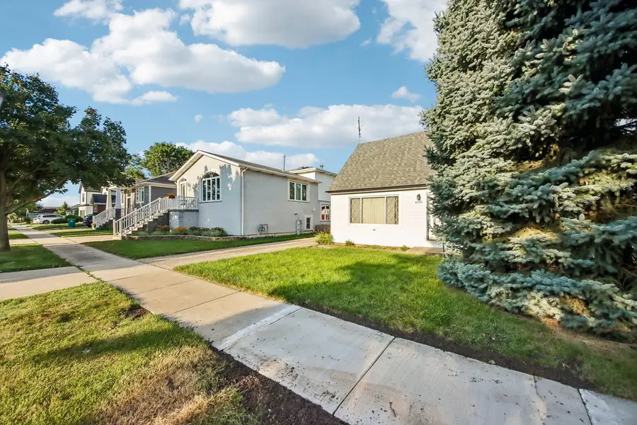 6502 Chester Avenue, Hodgkins, IL 60525 - #3
