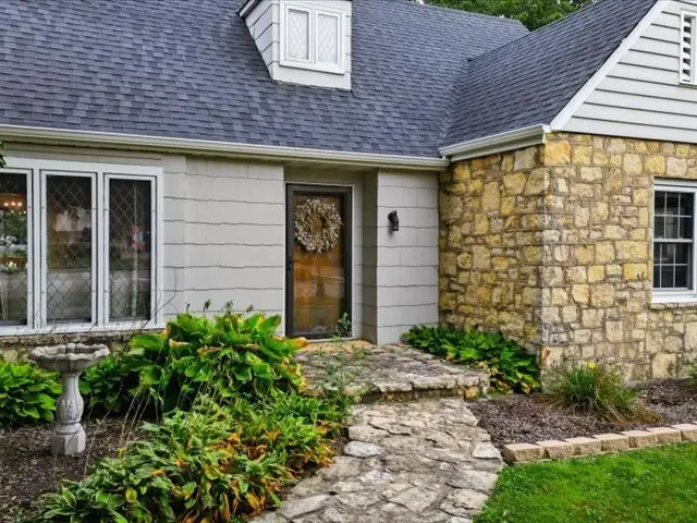 902 W Washington Street, Oregon, IL 61061 - #2