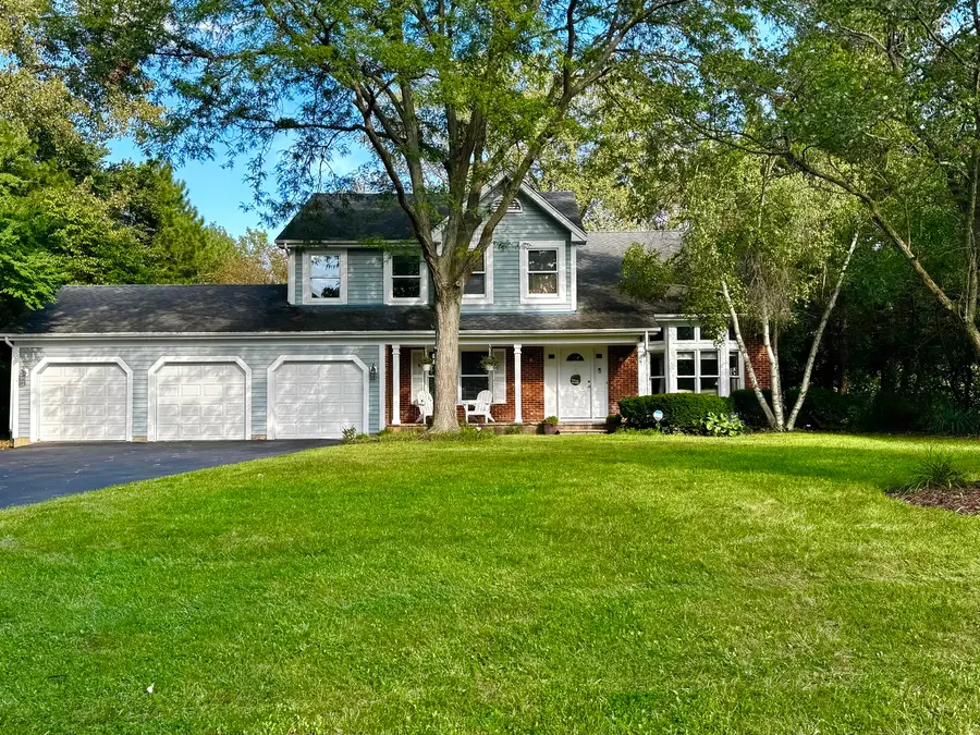 2140 Kenton Lane, Green Oaks, IL 60048 - #3