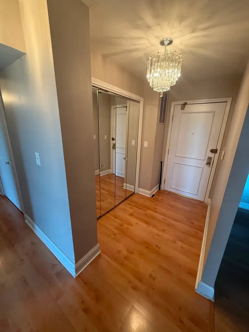 4601 W Touhy Avenue #506, Lincolnwood, IL 60712 - #2
