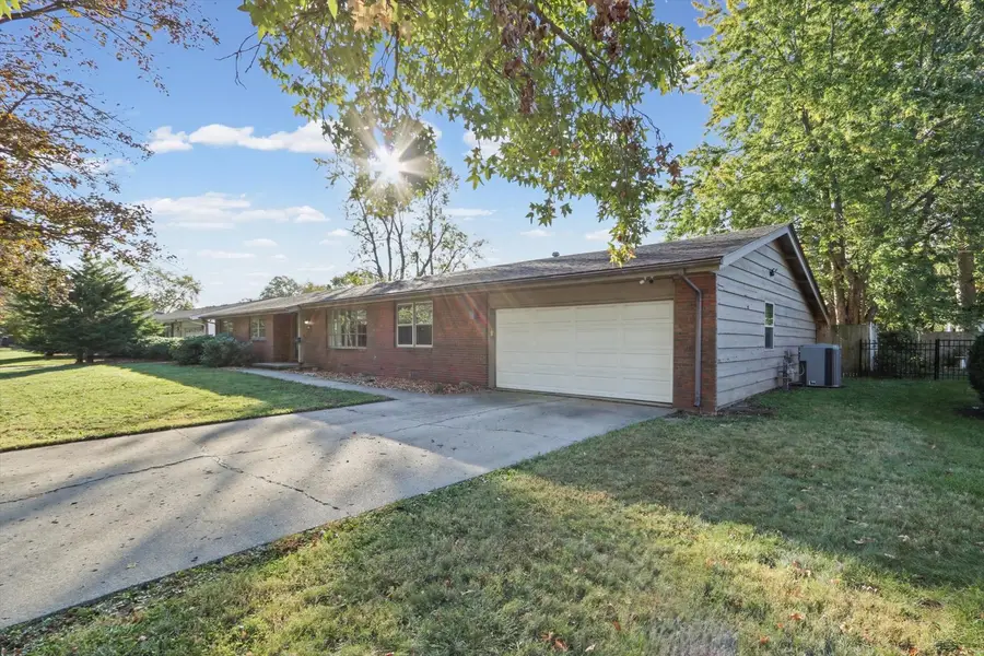 1107 Mitchem Drive, Urbana, IL 61801 - #3