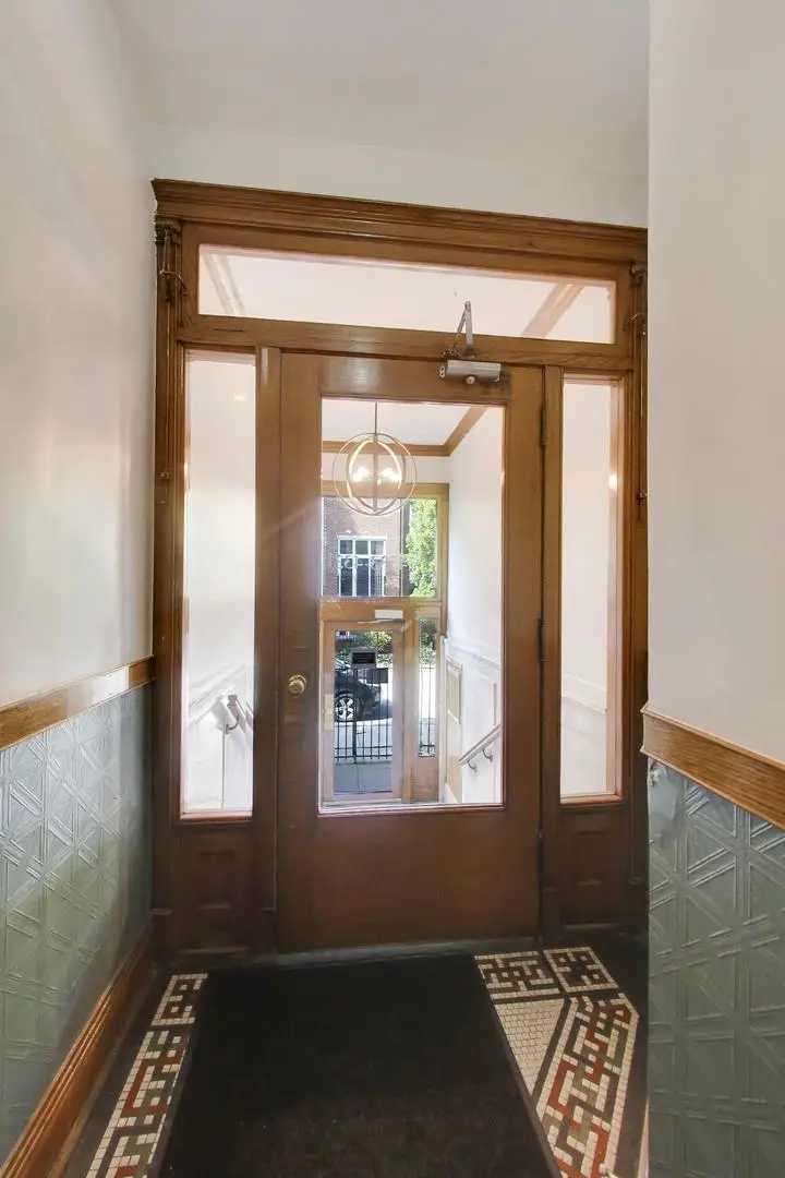 4333 N Dayton Street #1N, Chicago, IL 60613 - #2