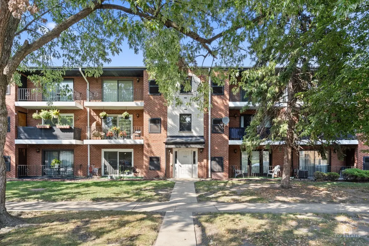 7036 98th Street #2B, Chicago Ridge, IL 60415 - #1
