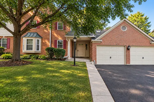 311 Glasgow Lane #V2, Schaumburg, IL 60194
