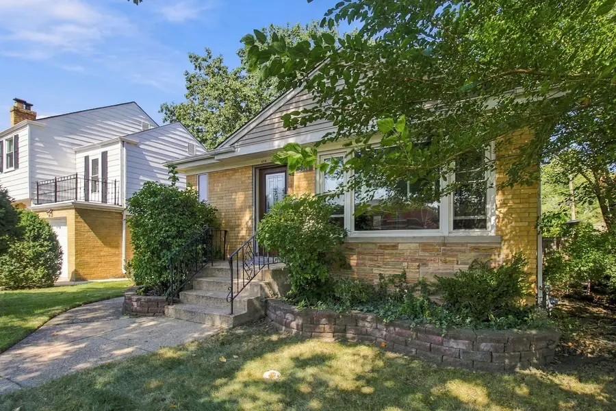 5214 Enfield Avenue, Skokie, IL 60077 - #2